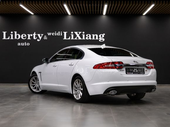 Jaguar XF, 3.0 л, АТ, 2012 фото 4