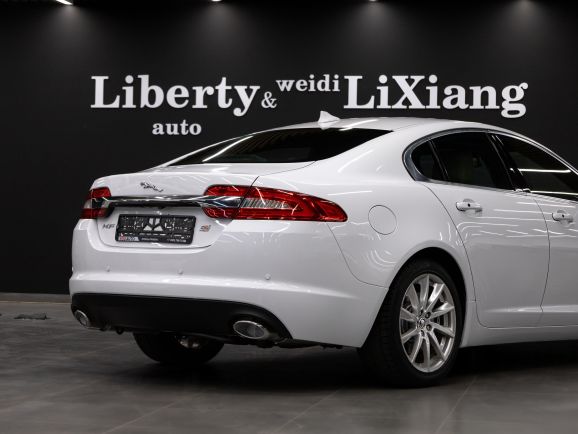 Jaguar XF, 3.0 л, АТ, 2012 фото 8