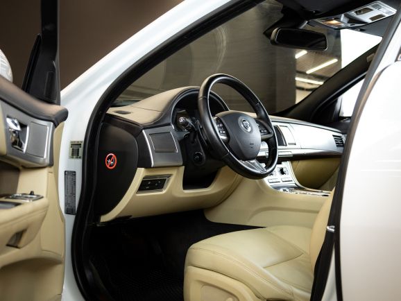 Jaguar XF, 3.0 л, АТ, 2012 фото 9