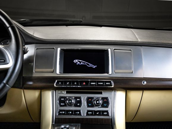 Jaguar XF, 3.0 л, АТ, 2012 фото 14