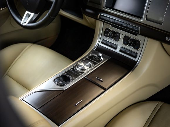 Jaguar XF, 3.0 л, АТ, 2012 фото 16