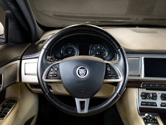 Jaguar XF, 3.0 л, АТ, 2012 фото 13