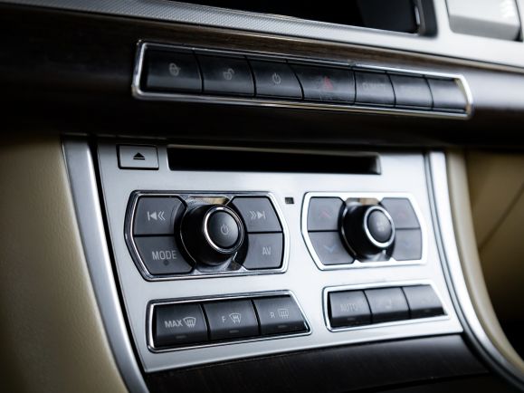 Jaguar XF, 3.0 л, АТ, 2012 фото 15