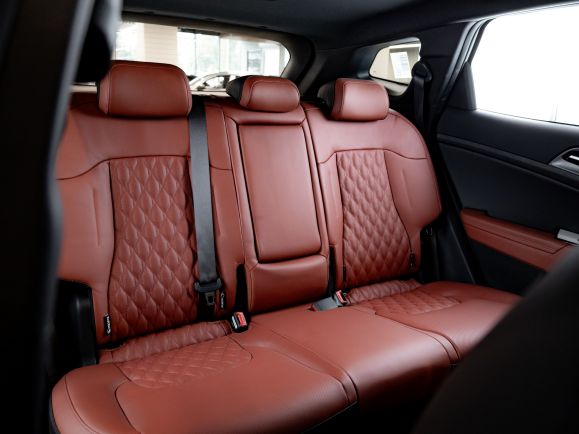 Kia Sportage, 2.0 л, АТ, 2024 фото 1