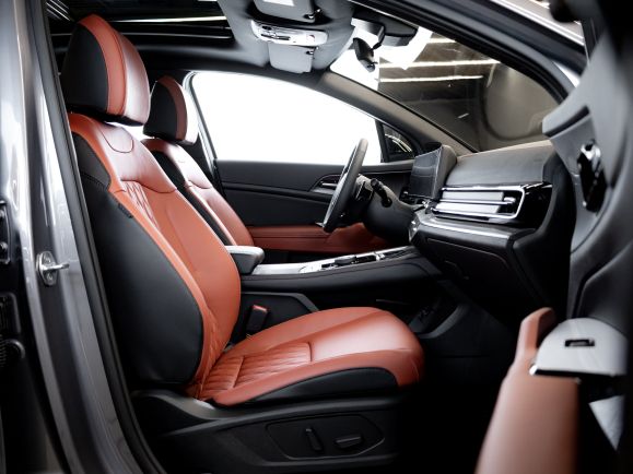 Kia Sportage, 2.0 л, АТ, 2024 фото 10