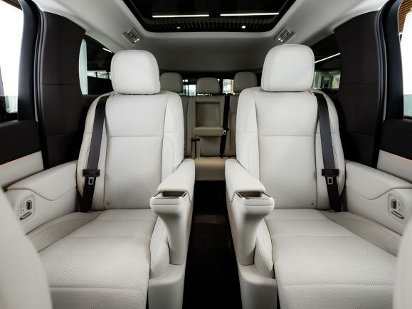 LiXiang Mega, АТ,  фото 2