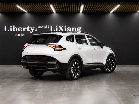 Kia Sportage, 2.0 л, АТ, 2024 фото 6