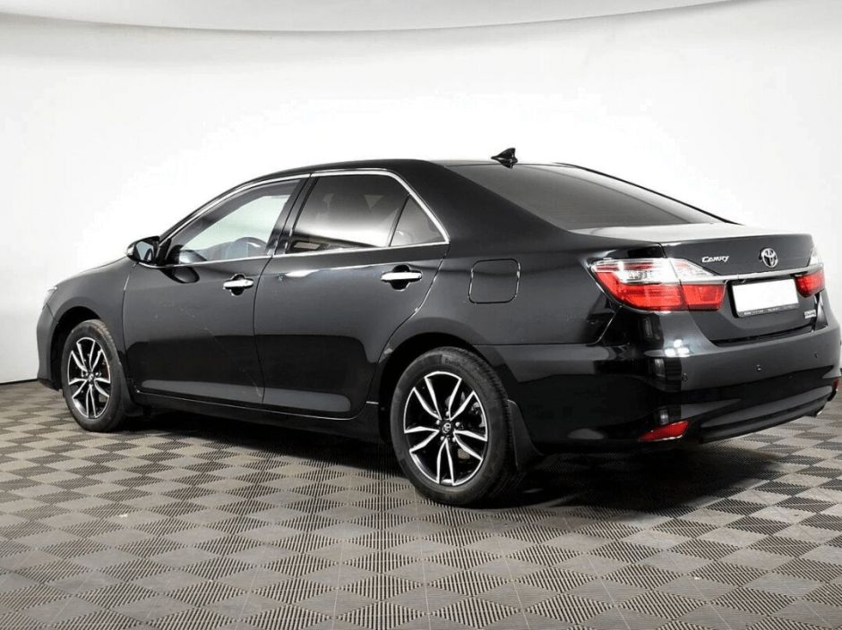 Toyota Camry, 2.5 л, АТ, 2018 фото 6