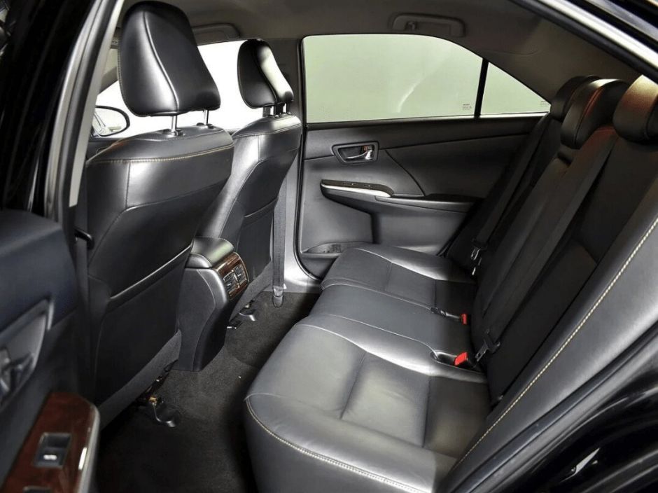 Toyota Camry, 2.5 л, АТ, 2018 фото 1