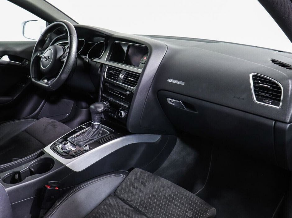 Audi A5, 2.0 л, Робот, 2012 фото 12