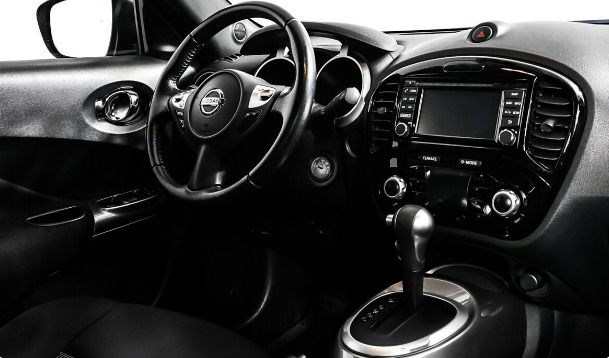Nissan Juke, 1.6 л, Вариатор, 2015 фото 2