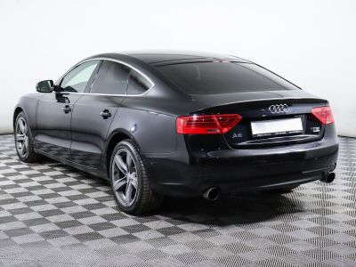 Audi A5, 2.0 л, РКПП, 2011 фото 6