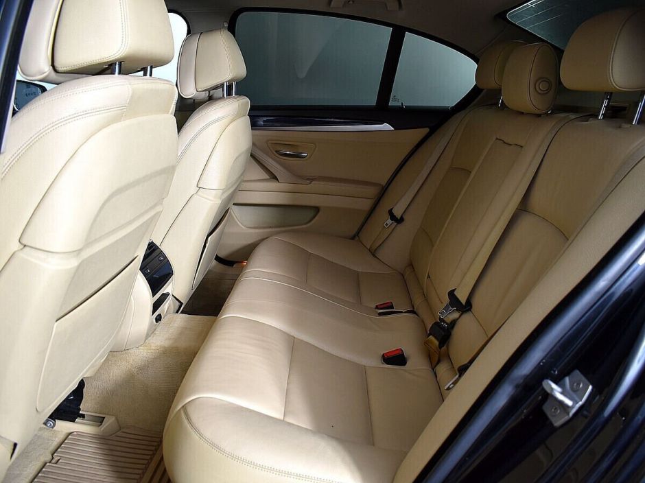BMW 5 серии, 3.0 л, АТ, 2013 фото 1