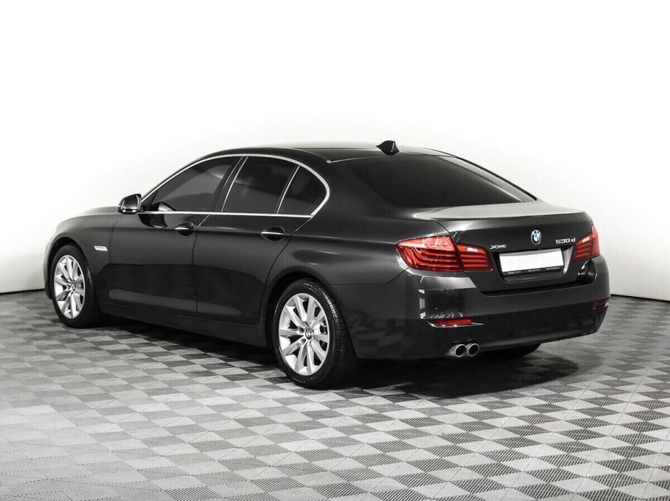 BMW 5 серии, 3.0 л, АТ, 2014 фото 8