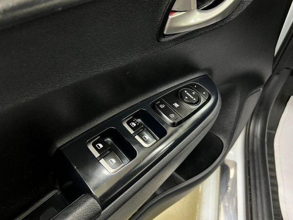 Kia Rio Comfort, 1.6 л, АТ, 2020 фото 9