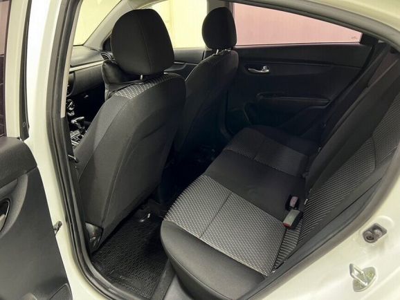Kia Rio Comfort, 1.6 л, АТ, 2020 фото 2
