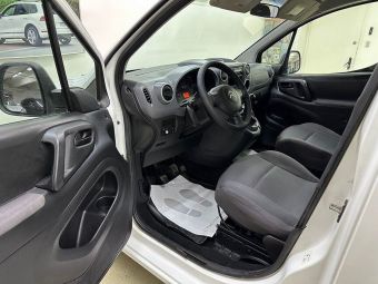 Citroen Berlingo, 1.6 л, МКПП, 2013 фото 9