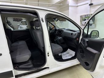 Citroen Berlingo, 1.6 л, МКПП, 2013 фото 1