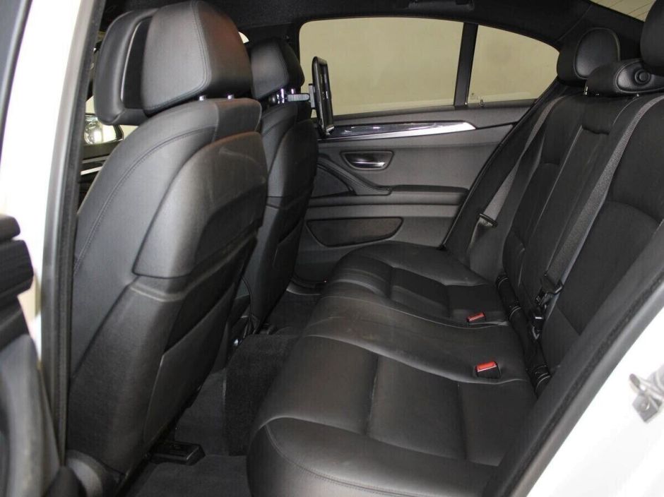 BMW 5 серии, 2.0 л, АТ, 2016 фото 1