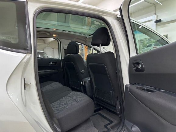 Peugeot 3008, 1.6 л, АТ, 2011 фото 1