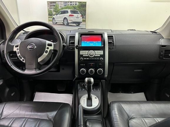 Nissan X-Trail LE High, 2.0 л, Вариатор, 2012 фото 10