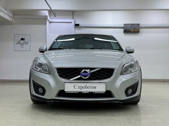 Volvo C30 Momentum, 2.0 л, Робот, 2011 фото 4