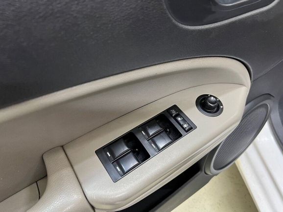 Dodge Caliber, 2.0 л, Вариатор, 2011 фото 8