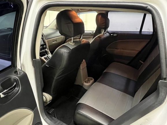 Dodge Caliber, 2.0 л, Вариатор, 2011 фото 1