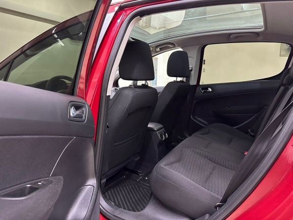 Peugeot 308, 1.6 л, МТ, 2012 фото 12