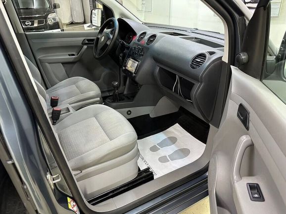 Volkswagen Caddy, 1.6 л, МТ, 2010 фото 2