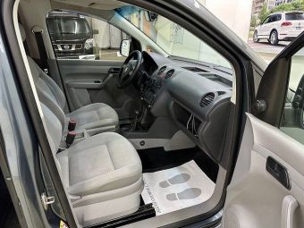 Volkswagen Caddy, 1.6 л, МТ, 2010 фото 1