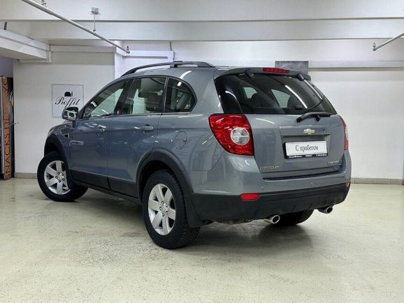 Chevrolet Captiva LT 7 мест, 2.4 л, АТ, 2012 фото 6