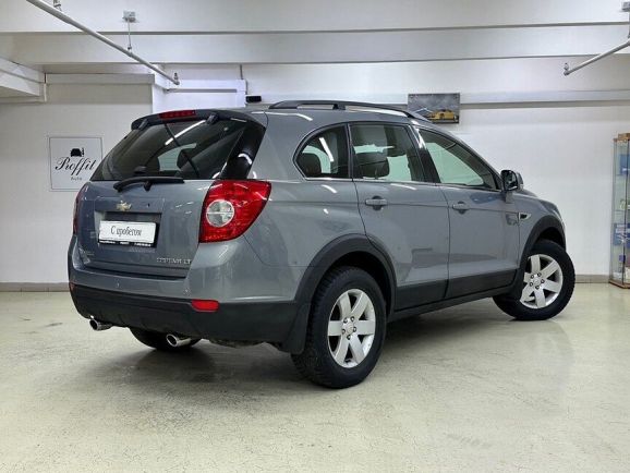 Chevrolet Captiva LT 7 мест, 2.4 л, АТ, 2012 фото 8