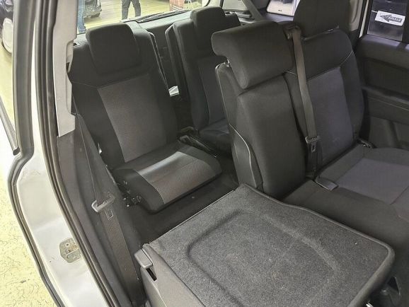 Opel Zafira, 1.8 л, Робот, 2012 фото 2