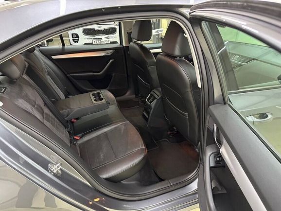 Skoda Octavia Style, 1.4 л, Робот, 2016 фото 1
