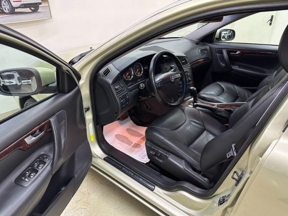 Volvo S60, 2.4 л, АТ, 2006 фото 8