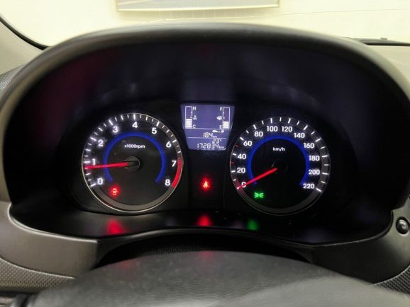 Hyundai Solaris, 1.6 л, МТ, 2014 фото 12