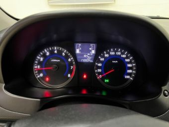 Hyundai Solaris, 1.6 л, МТ, 2014 фото 12