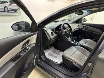 Chevrolet Cruze LTZ, 1.8 л, АКПП, 2013 фото 9