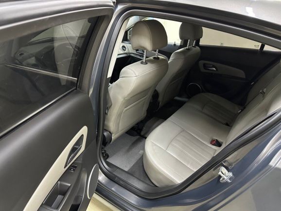 Chevrolet Cruze LTZ, 1.8 л, АТ, 2013 фото 2