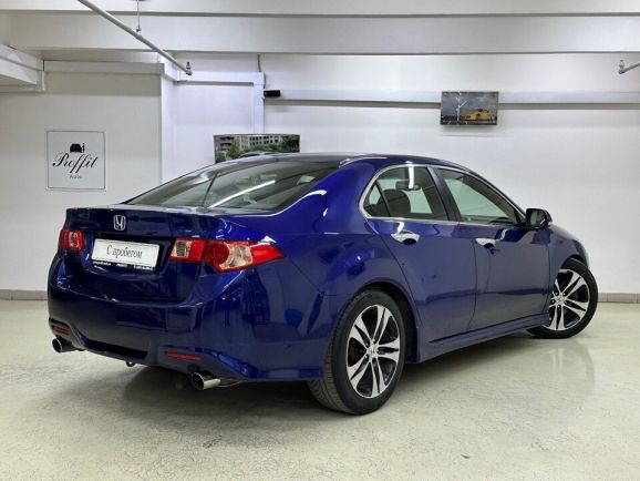 Honda Accord, 2.4 л, МТ, 2011 фото 8