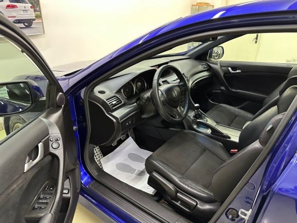 Honda Accord, 2.4 л, МТ, 2011 фото 9