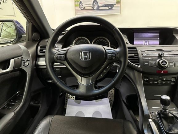 Honda Accord, 2.4 л, МТ, 2011 фото 10