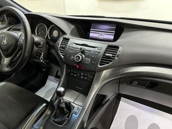 Honda Accord, 2.4 л, МКПП, 2011 фото 12