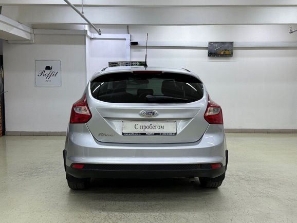 Ford Focus, 1.6 л, МТ, 2012 фото 6