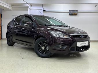 Ford Focus, 1.8 л, МКПП, 2010 фото 5