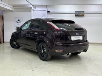 Ford Focus, 1.8 л, МКПП, 2010 фото 6