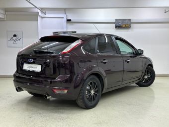 Ford Focus, 1.8 л, МКПП, 2010 фото 8