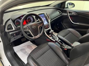 Opel Astra, 1.4 л, АКПП, 2012 фото 8