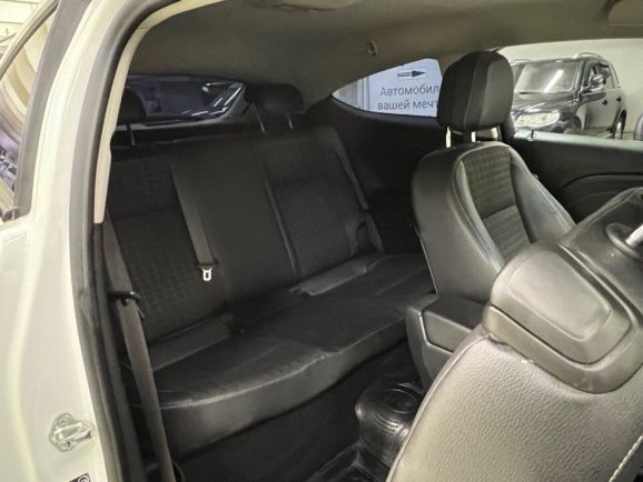 Opel Astra, 1.4 л, АТ, 2012 фото 1